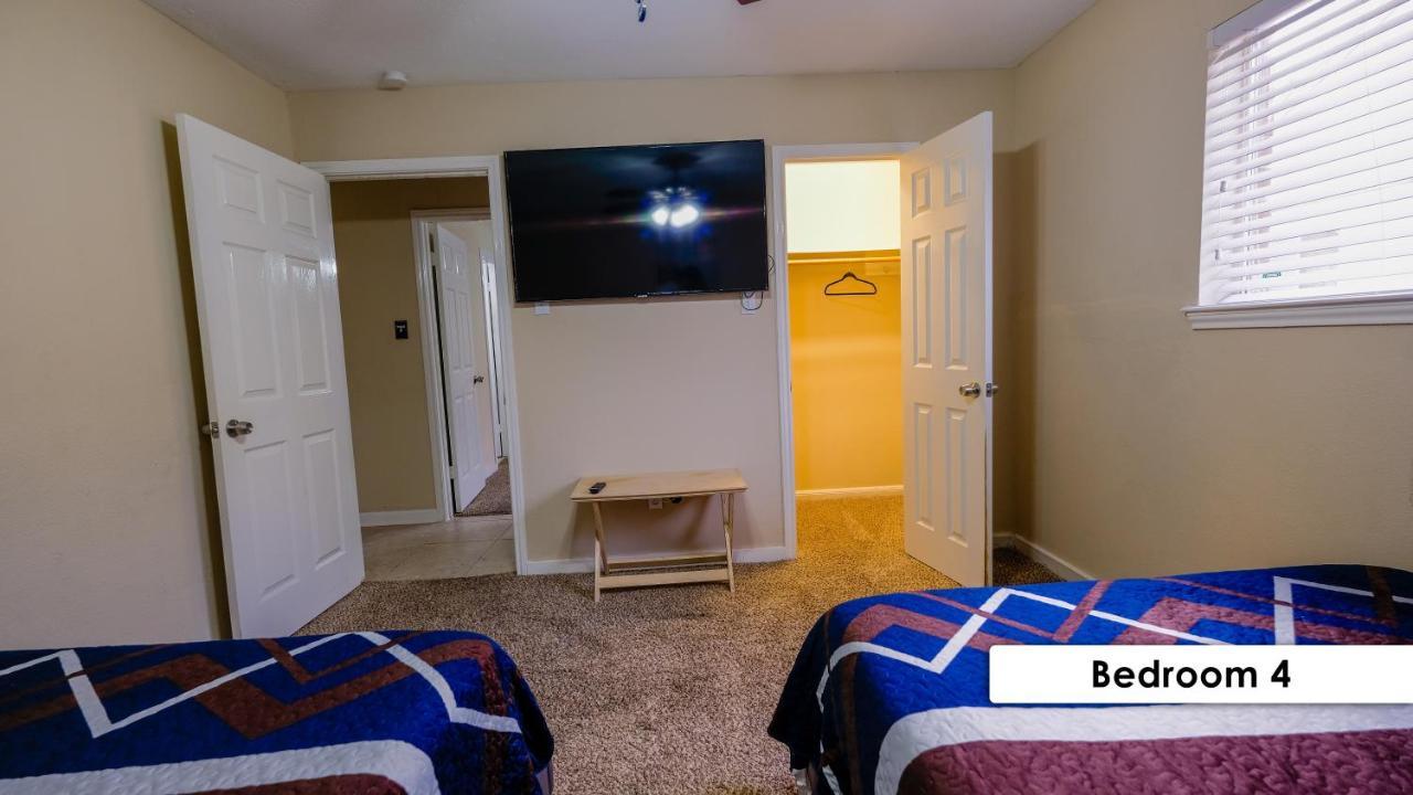 Pool House, 20 Minutes From Dt 4Bdr For 10 Guests - Winkleman Villa Houston Esterno foto